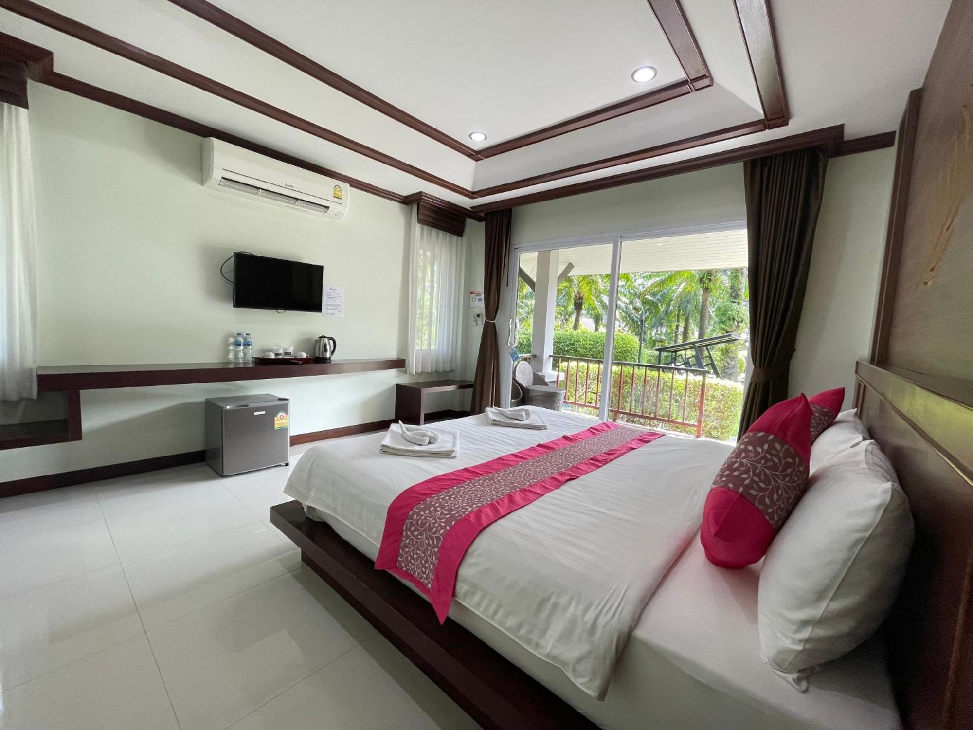 Palm Kiri Aonang 3*